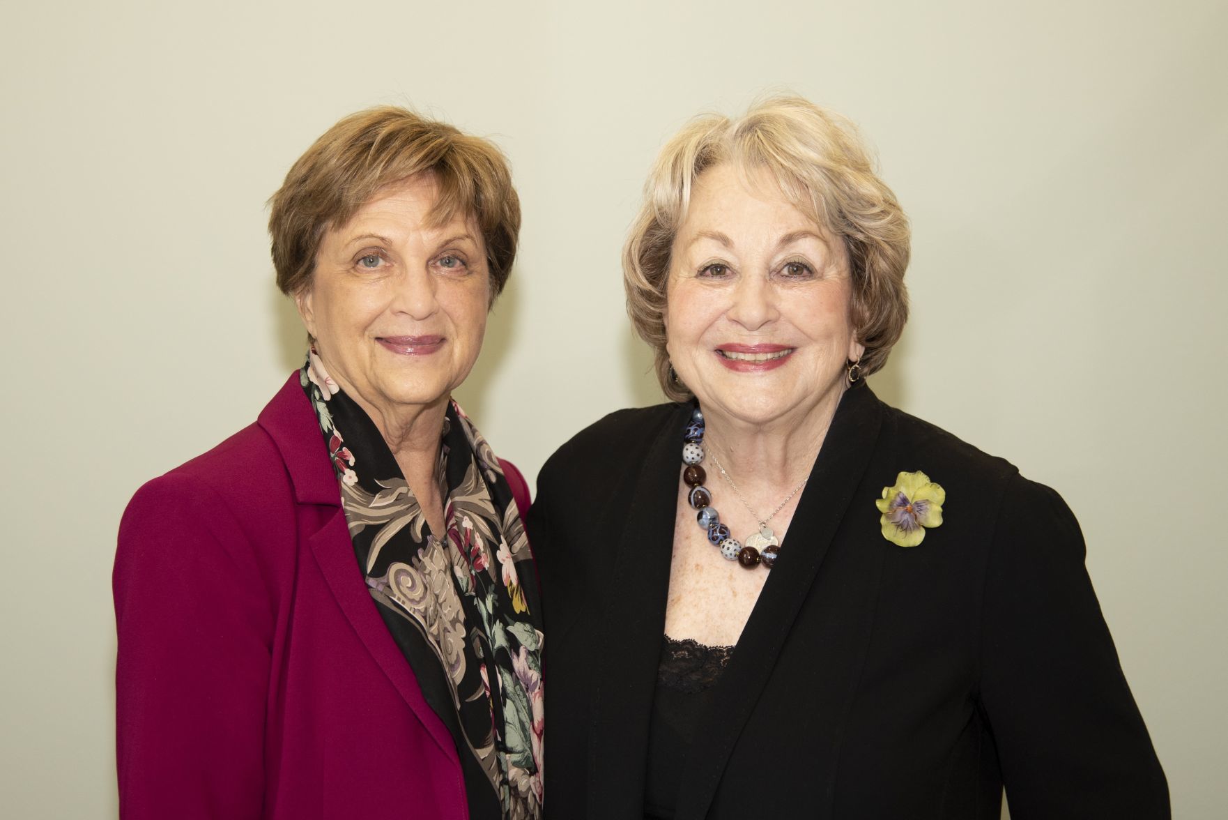 Linda McKay, Alice Handelman